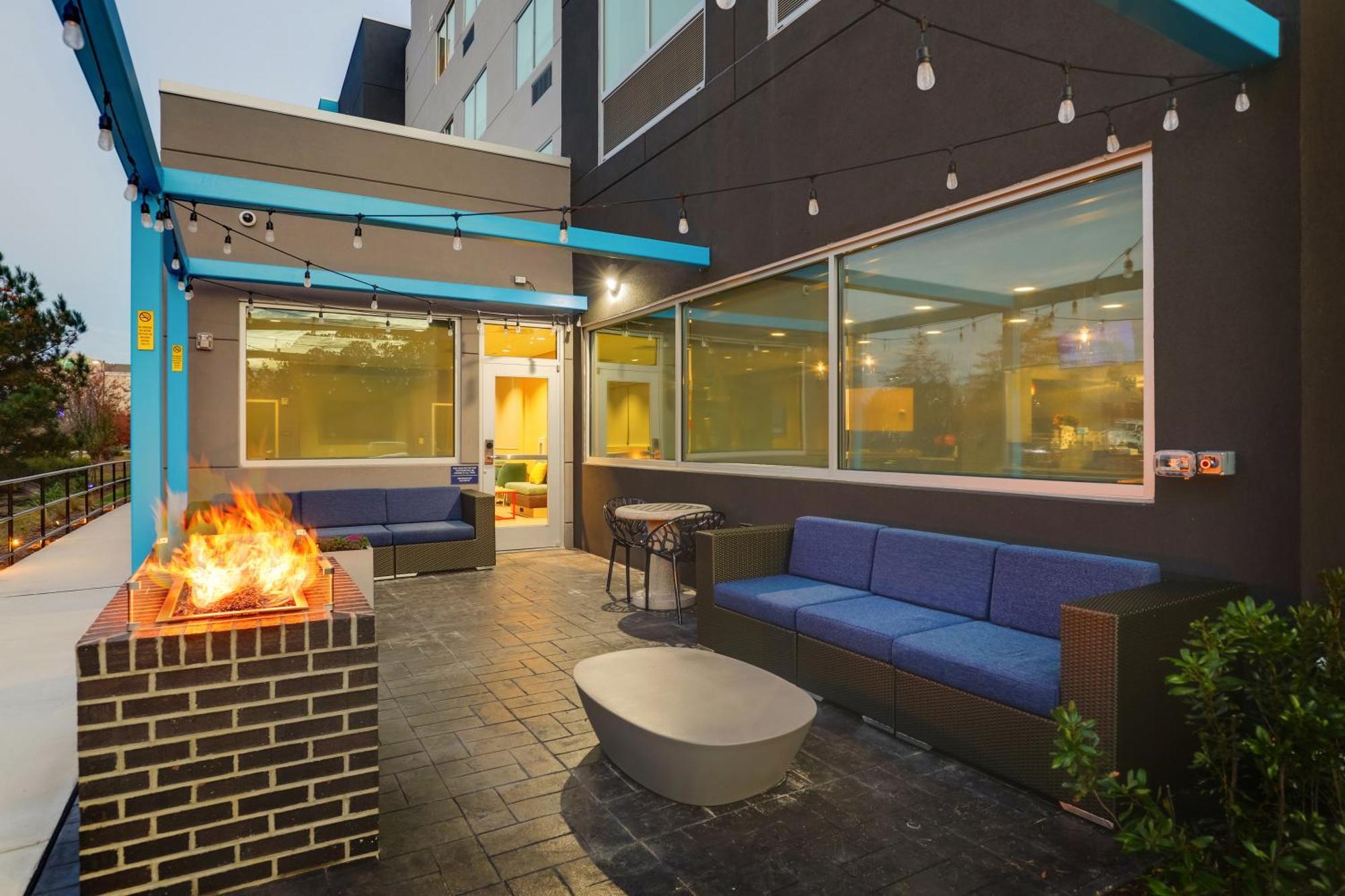 Hotel Tru By Hilton Leland Wilmington Exterior foto